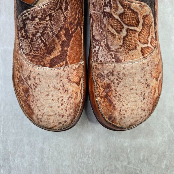 L'artiste Spring Step Clogs Brown Leather Snake Print Slip On Platform Work Shoe - Picture 9 of 12